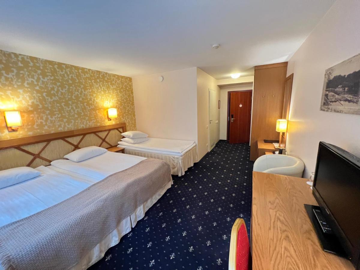 Park Villa Hotel VNO Kültér fotó