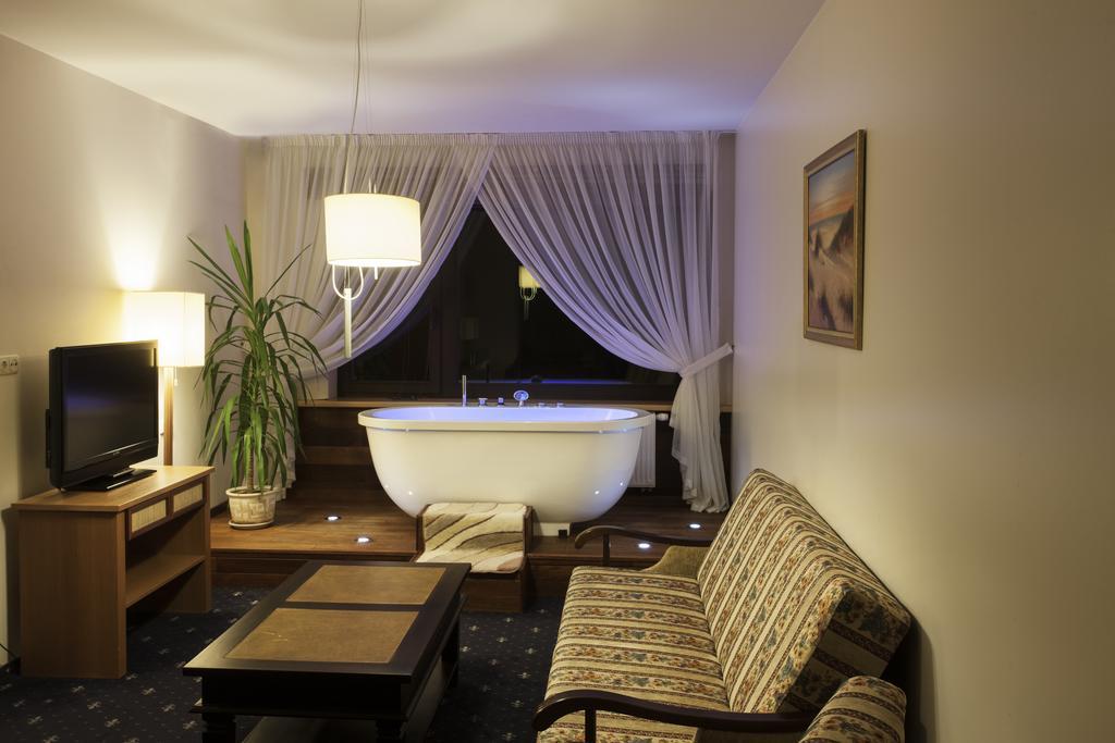Park Villa Hotel VNO Szoba fotó