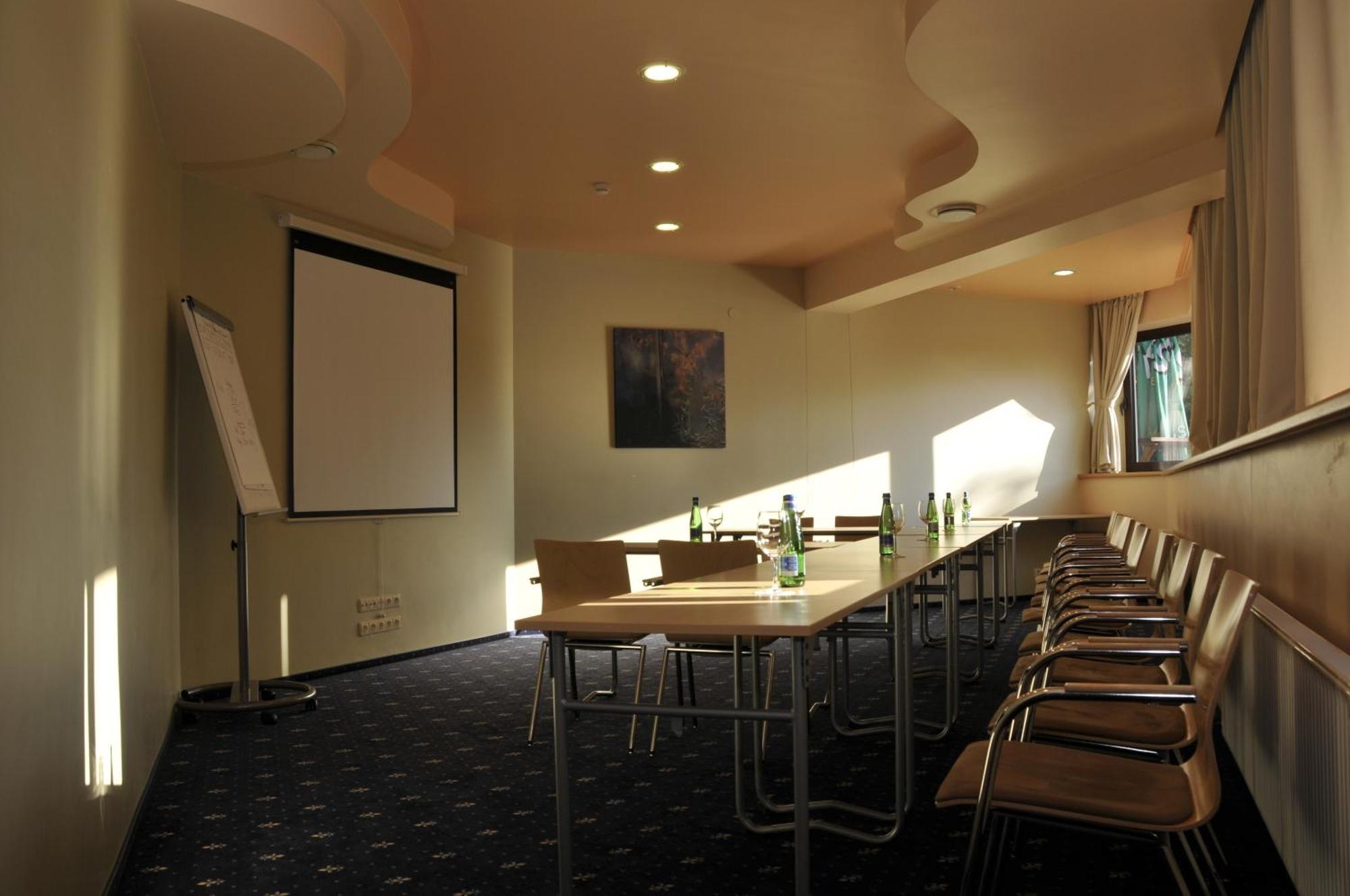 Park Villa Hotel VNO Kültér fotó
