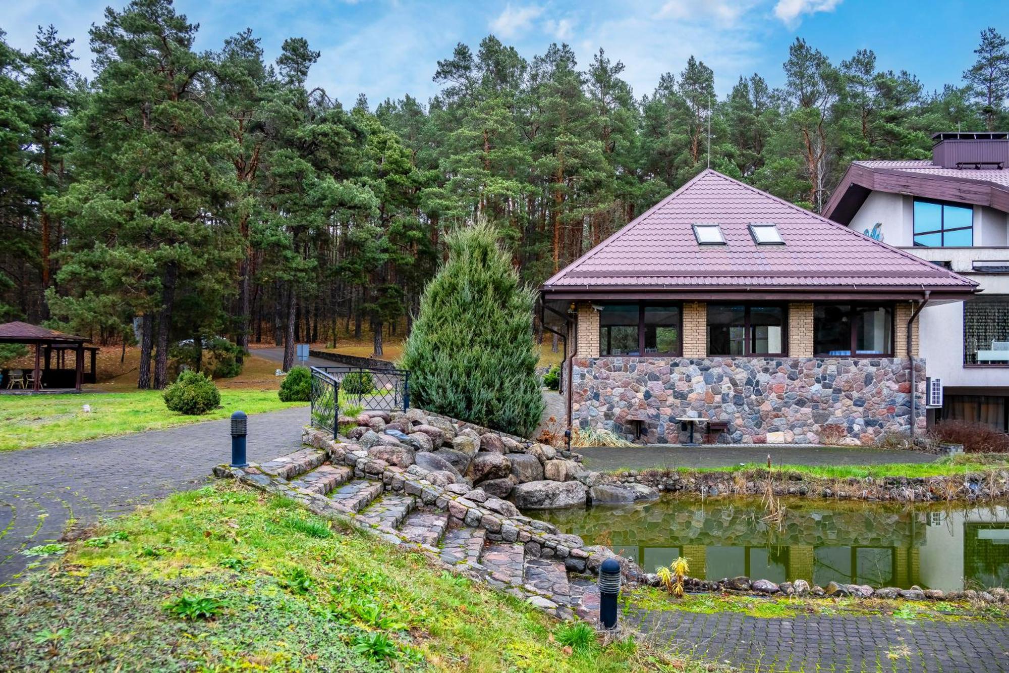 Park Villa Hotel VNO Kültér fotó