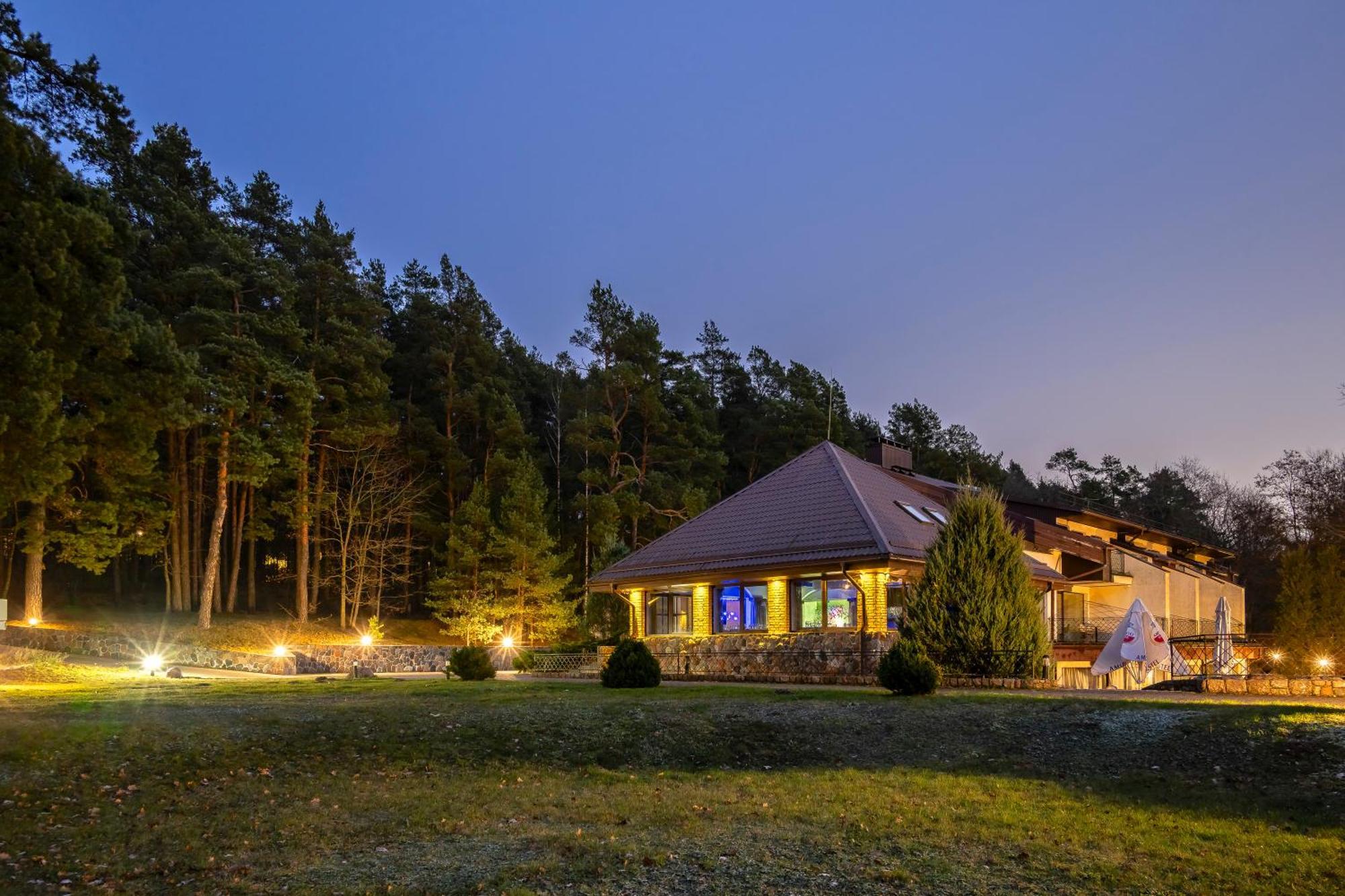 Park Villa Hotel VNO Kültér fotó