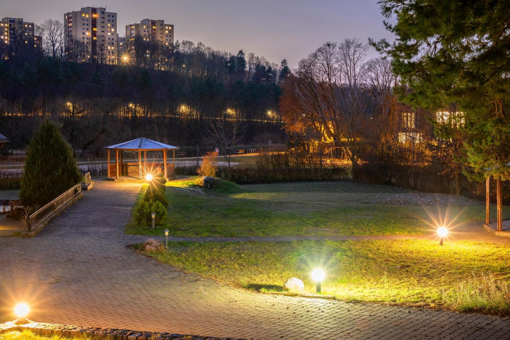 Park Villa Hotel VNO Kültér fotó