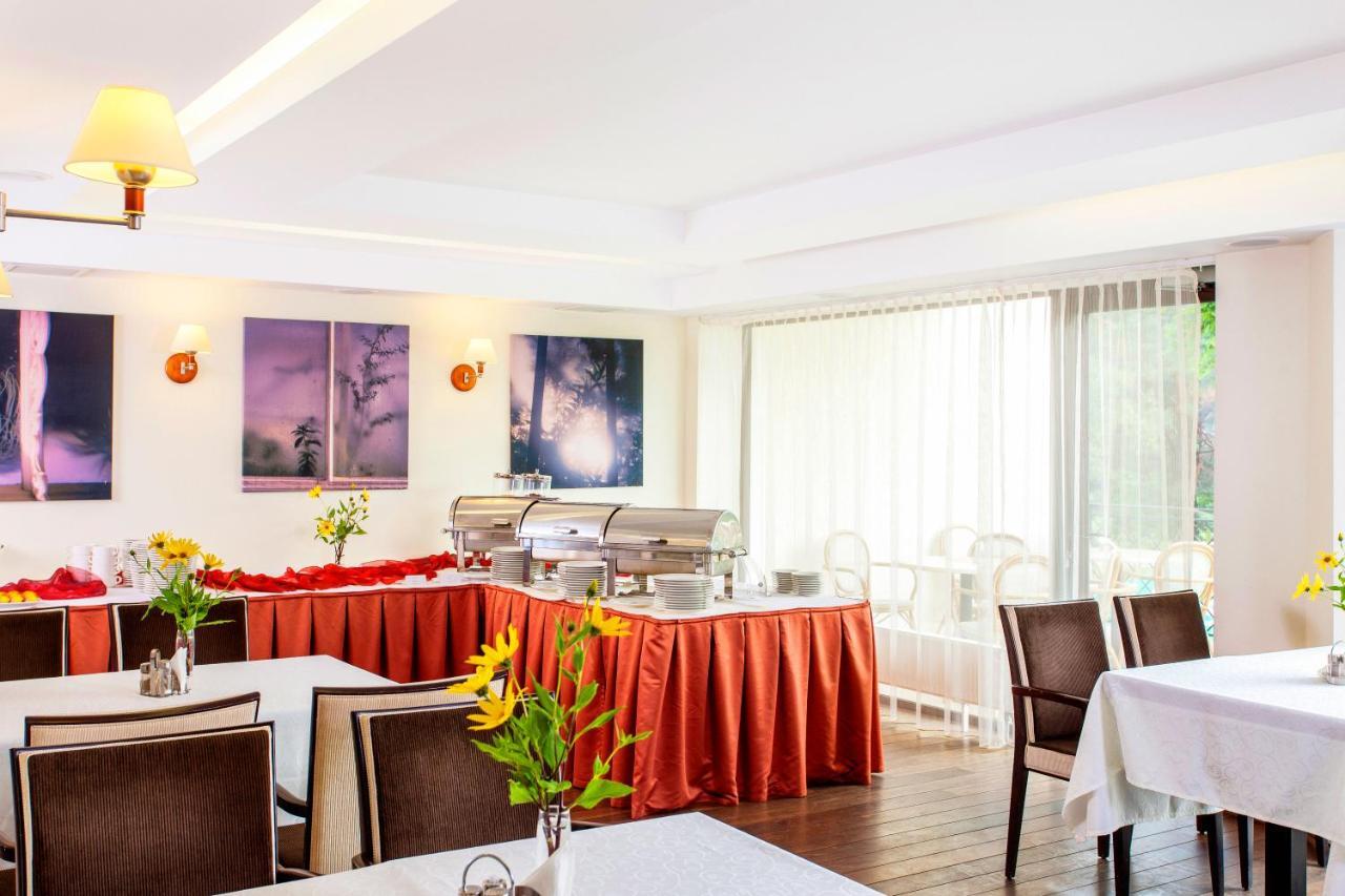 Park Villa Hotel VNO Kültér fotó