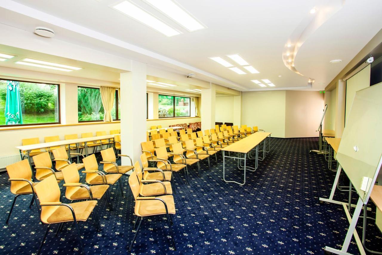Park Villa Hotel VNO Kültér fotó